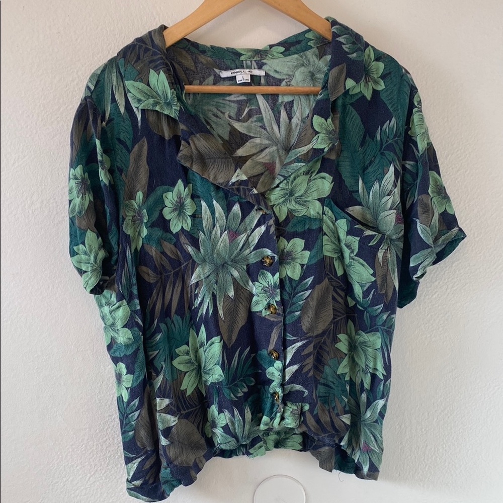 O’Neil Floral Button-Up with collar